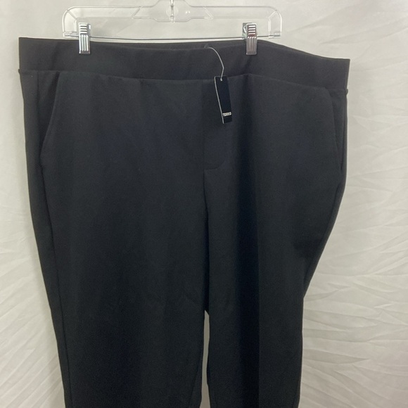 Torrid Plus Size Pants Size 4X, 4R, 4 26 Black NWT Women’s - Picture 4 of 12